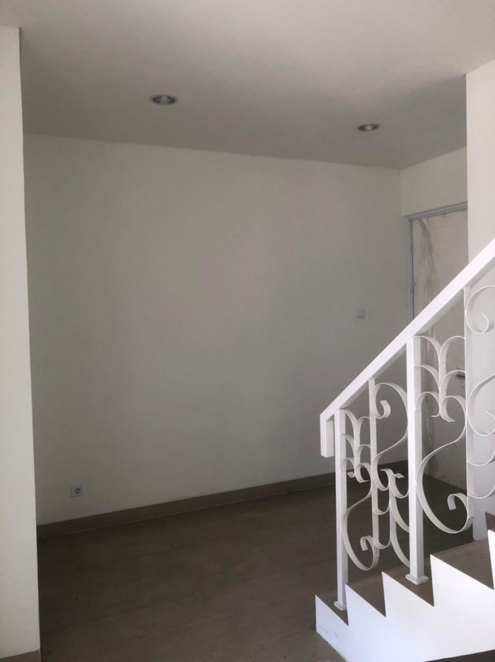 Rumah disewakan di Monaco Jababeka Cikarang